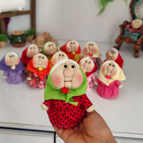 عروسکای ننه جون کد۲۷